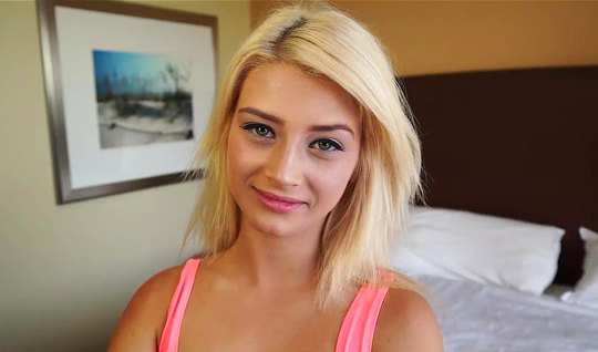 Дрочка шикарной блонды с последующим сексом с камшотом